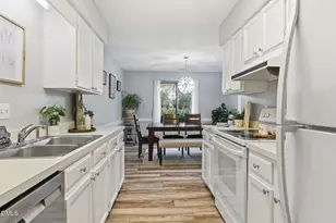 5946 Carmel Ln, Raleigh, NC 27609 - Photo 19