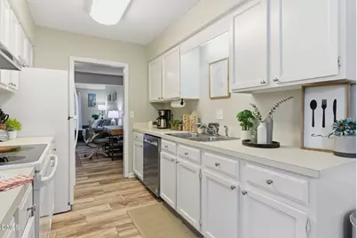 5946 Carmel Lane, Raleigh, NC 27609 - Photo 17