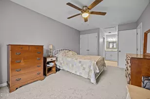 122 Clancy Cir, Cary, NC 27511 - Photo 23