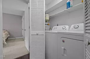 122 Clancy Cir, Cary, NC 27511 - Photo 27