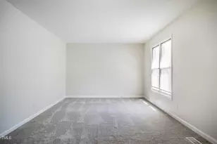 121 Westview Dr, Carrboro, NC 27510 - Photo 5