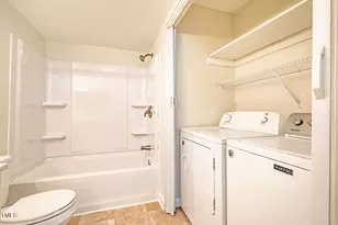 121 Westview Dr, Carrboro, NC 27510 - Photo 13