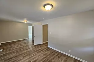 837 Waring St, Durham, NC 27704 - Photo 25