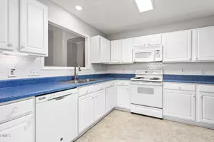 3027 Maple Ave, Burlington, NC 27215 - Photo 7