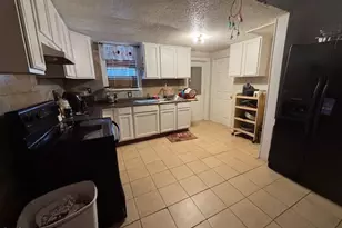 408 W F St, Erwin, NC 28339 - Photo 3