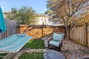 1720 Township Cir, Raleigh, NC 27609 - Photo 29