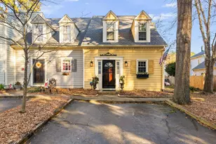 1720 Township Cir, Raleigh, NC 27609 - Photo 3