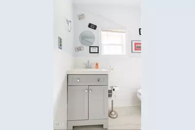 1918 Durham Street, Burlington, NC 27217 - Photo 9