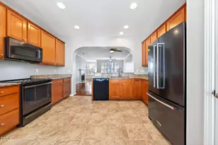 4523 Pale Moss Dr, Raleigh, NC 27606 - Photo 5