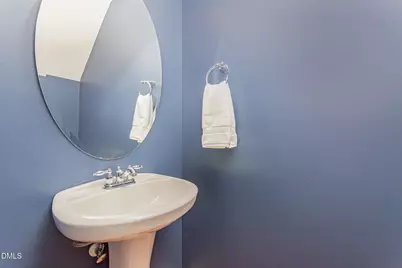 233 Murray Glen Drive, Cary, NC 27519 - Photo 9