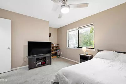5810 Shady Grove Circle, Raleigh, NC 27609 - Photo 7