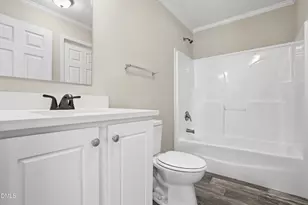 77 Greenview Ct, Dunn, NC 28334 - Photo 17