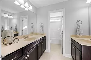 5716 Lumiere St, Holly Springs, NC 27540 - Photo 51