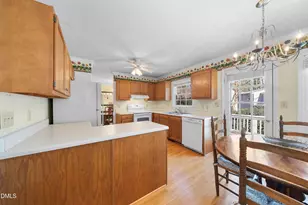 7104 Kinross Dr, Raleigh, NC 27613 - Photo 17