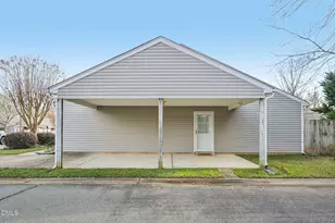 2431 Moran St, Burlington, NC 27215 - Photo 3