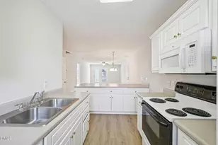 2431 Moran St, Burlington, NC 27215 - Photo 13