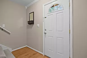 1524 Township Cir, Raleigh, NC 27609 - Photo 3