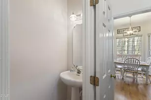 207 Forest Run Pl, Cary, NC 27518 - Photo 9