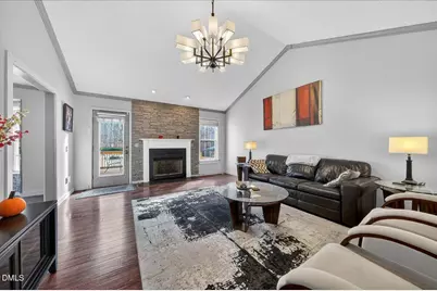 105 Hinton Court, Clayton, NC 27527 - Photo 3