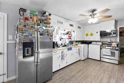 801 W Garden Street, Sanford, NC 27330 - Photo 23