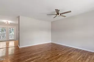 4332 Falls Dr, Hope Mills, NC 28348 - Photo 9