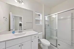 905 Lippincott Rd, Durham, NC 27703 - Photo 13