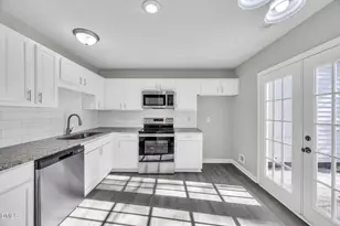 2231 Violet Bluff Ct, Raleigh, NC 27610 - Photo 5