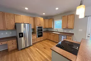 109 Oakbeech Ct, Holly Springs, NC 27540 - Photo 3