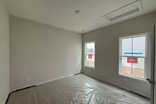 24 W Emily Gardens Dr, Selma, NC 27576 - Photo 9