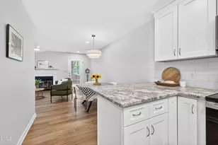 136 Lake Hollow Cir, Cary, NC 27513 - Photo 25