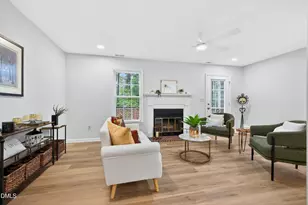 136 Lake Hollow Cir, Cary, NC 27513 - Photo 37
