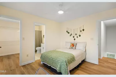 136 Lake Hollow Circle, Cary, NC 27513 - Photo 13