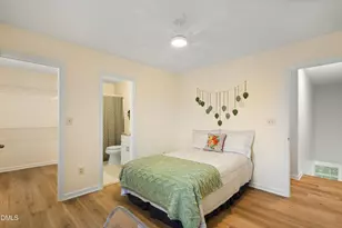 136 Lake Hollow Cir, Cary, NC 27513 - Photo 13