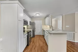 1720 Renwick Dr, Fayetteville, NC 28304 - Photo 7