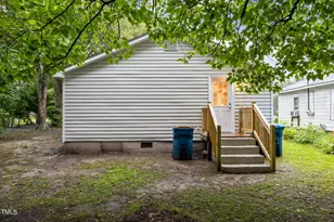 807 N Wilson Ave, Dunn, NC 28334 - Photo 21