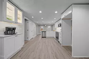 807 N Wilson Ave, Dunn, NC 28334 - Photo 21