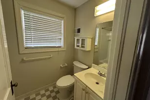 2610 Dover Rd, Raleigh, NC 27608 - Photo 37