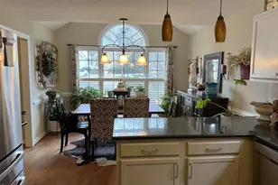 1219 Cranebridge Pl, Chapel Hill, NC 27517 - Photo 5