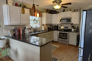 1219 Cranebridge Pl, Chapel Hill, NC 27517 - Photo 3