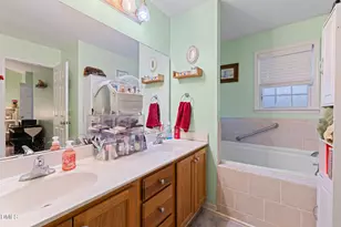 35 S Dandelion Green Ct, Selma, NC 27576 - Photo 11