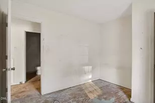 426 Thomas St, Henderson, NC 27536 - Photo 13