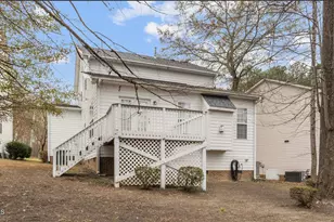 108 Henson Pl, Apex, NC 27502 - Photo 5