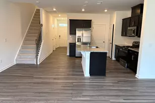 445 Venetian Dr, Sanford, NC 27332 - Photo 5