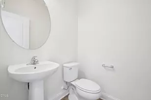 1020 Bolton Pointe Dr, Zebulon, NC 27597 - Photo 17