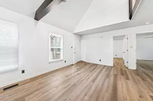 14 E Gleewood Pl, Durham, NC 27713 - Photo 7