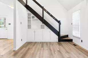 14 E Gleewood Pl, Durham, NC 27713 - Photo 9