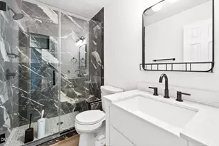 14 E Gleewood Pl, Durham, NC 27713 - Photo 19