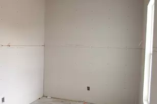 4815 Danastas Ave, Hope Mills, NC 28348 - Photo 3