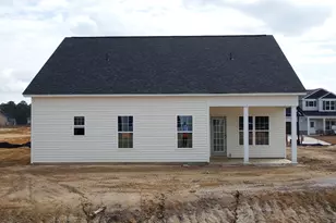 4730 Scenic Pines Dr, Hope Mills, NC 28348 - Photo 9