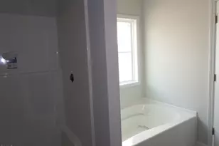 4733 Scenic Pines Dr, Hope Mills, NC 28348 - Photo 11